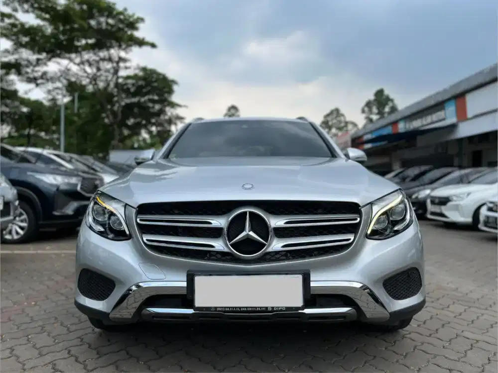 LOW KM 60RB MERCEDES BENZ MERCY GLC 250 AT 2015 ABU