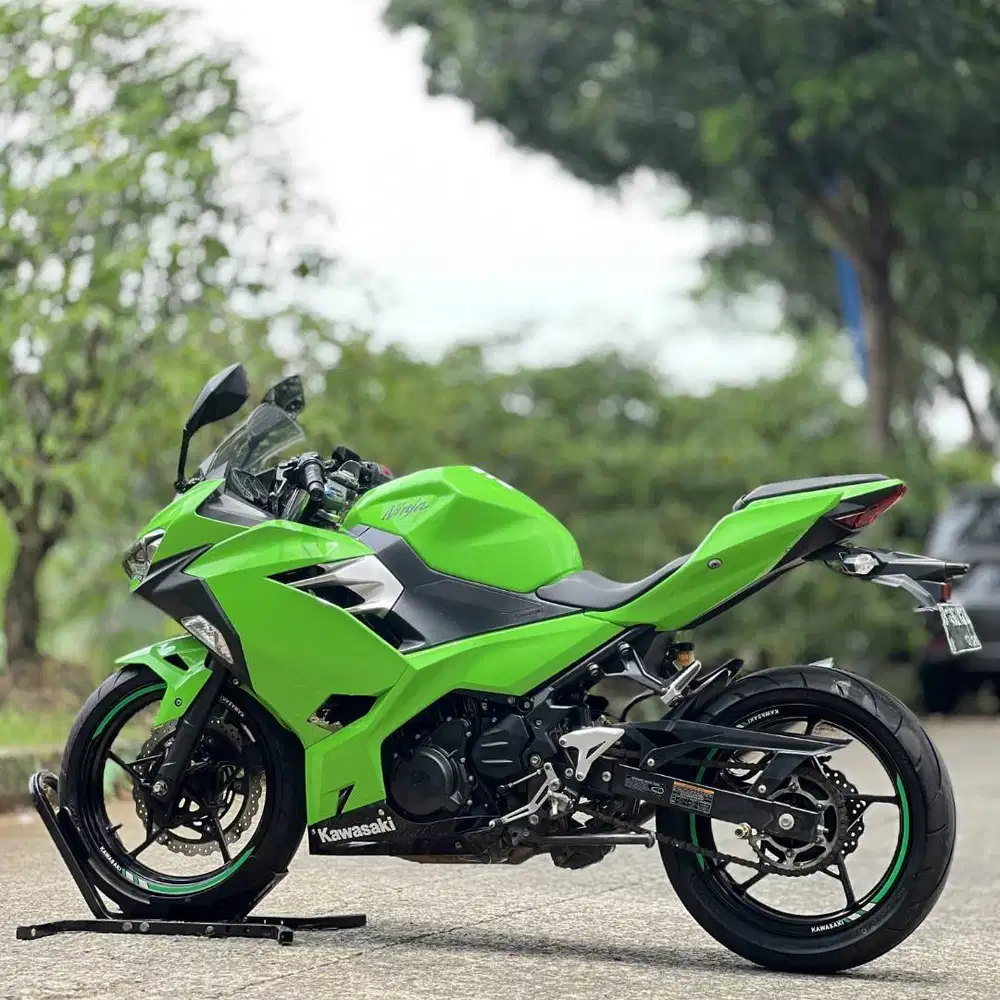 KAWASAKI NEW NINJA 250 FI HIJAU 2018 KM 11K PAJAK PANJANG KAYAK BARU