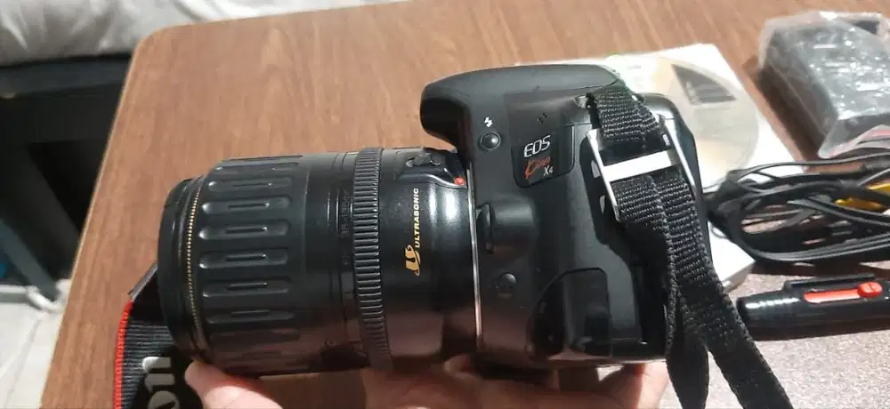 Canon EOS Kiss X4 Camera Lensa 35-135 mm Kamera DSLR