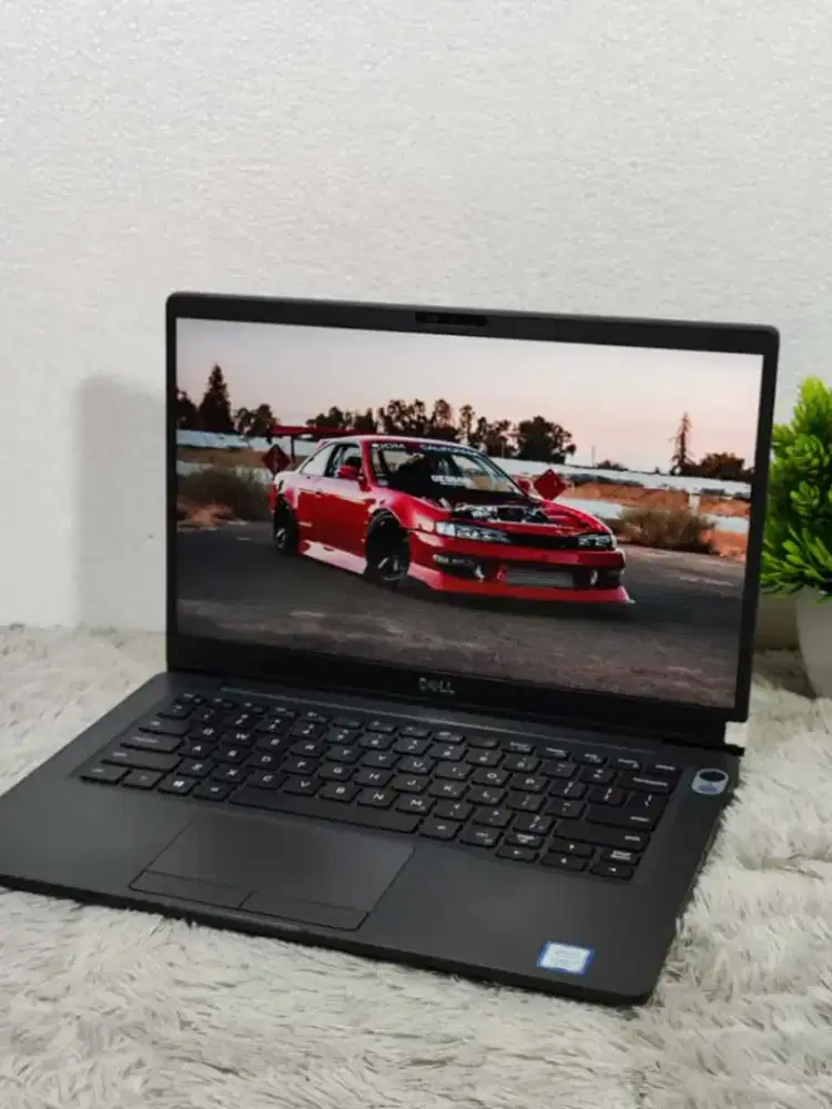 JUAL LAPTOP DELL 7300 CORE I7 - BERGARANSI / BISA PESAN ANTAR