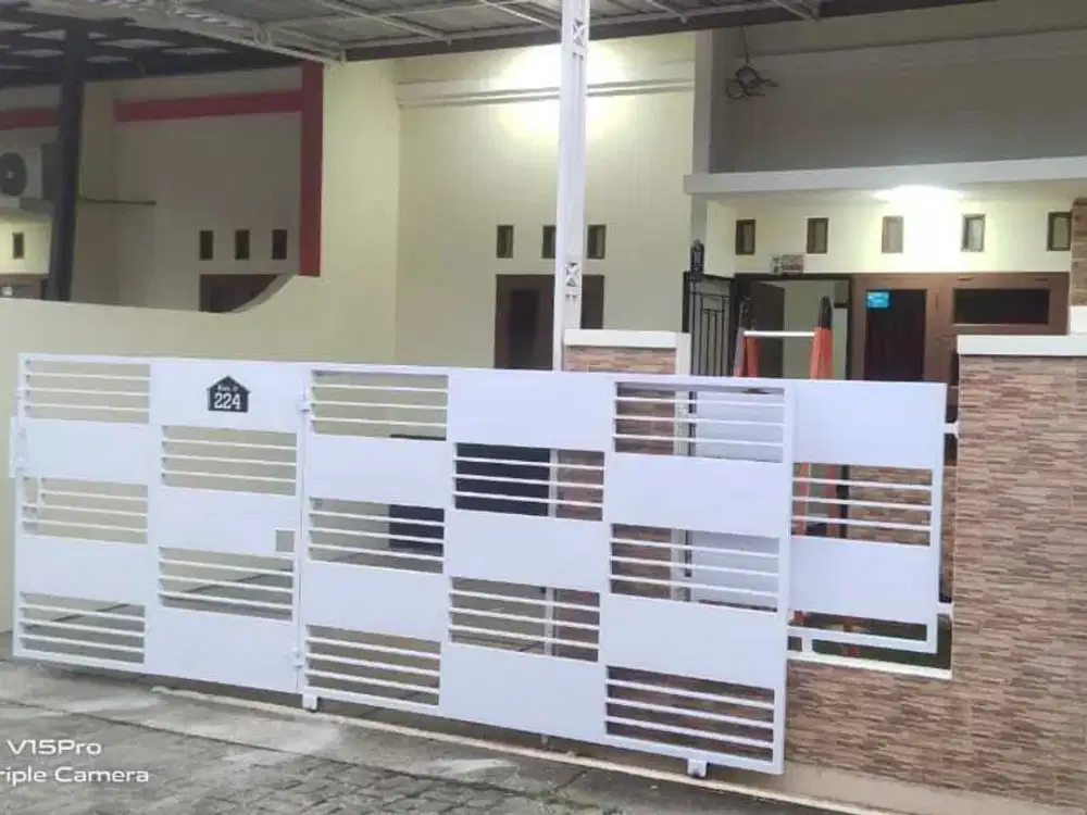 Rumah cantik didalam mini cluster perbatasan Bintaro Ciledug