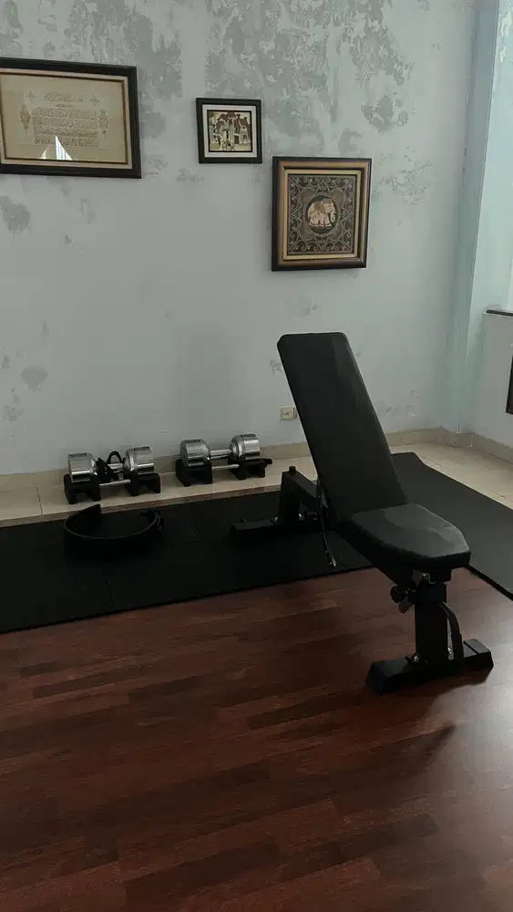 1 Set Adjustable Dumbbell STRENGTHBAE 41,5 kg Metal + Adjustable Bench