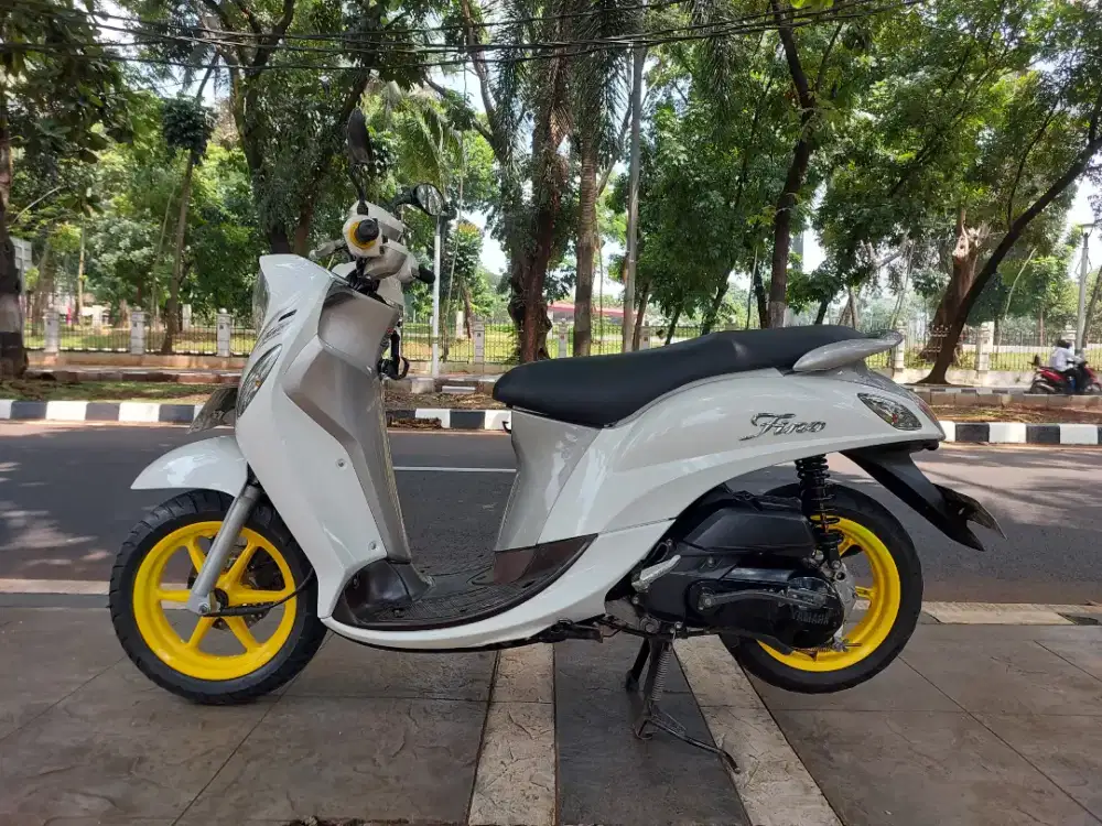 DIJUAL CASH YAMAHA FINO PREMIUM FI 125 THN 2018 PAJAK IDUP SIAP PAKAI
