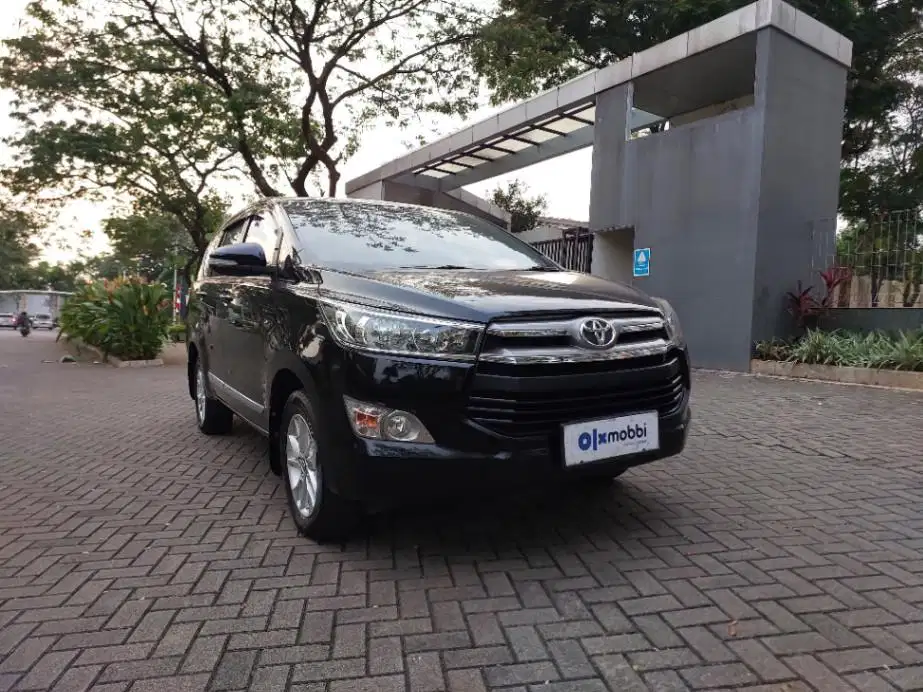 LOW DP Toyota Kijang Innova 2.0 G Bensin-AT 2017 SMJ