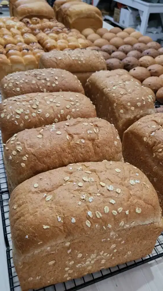 DIBUTUHKAN BAKER/ASSISTANT BAKER