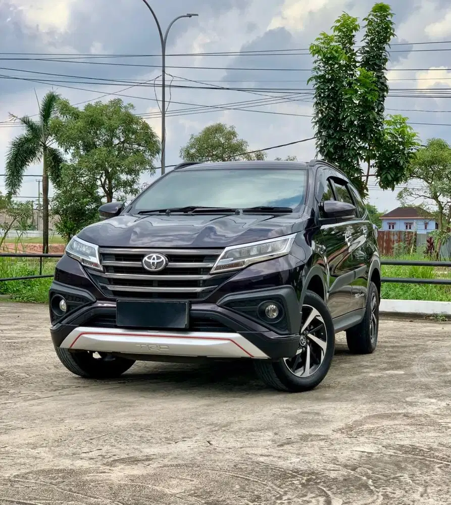 Toyota Rush 1.5 TRD AT 2018