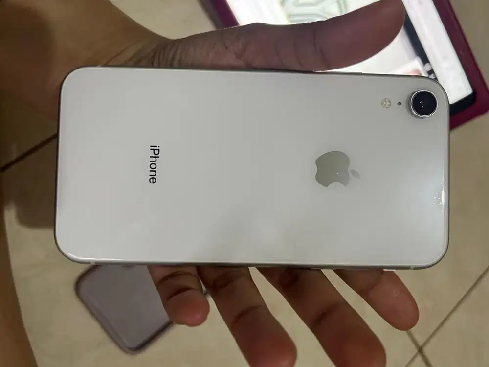 iphone xr 64gb white