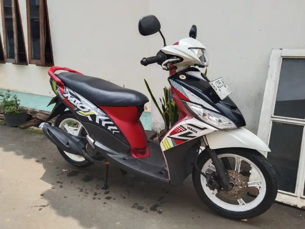 Yamaha mio j 2013 lengkap bagus