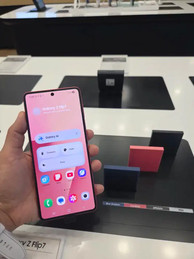 SAMSUNG GALAXY Z FLIP 7