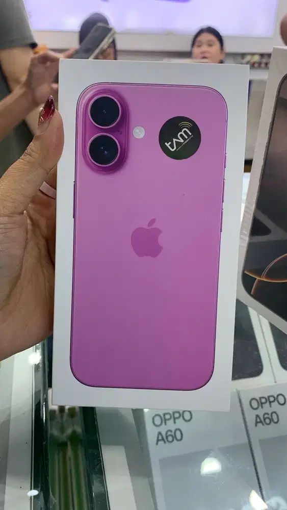 Dijual iphone 16 pink 128 gb