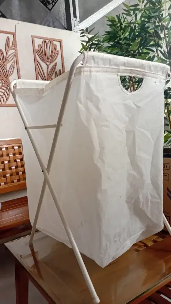 Keranjang baju kotor ikea