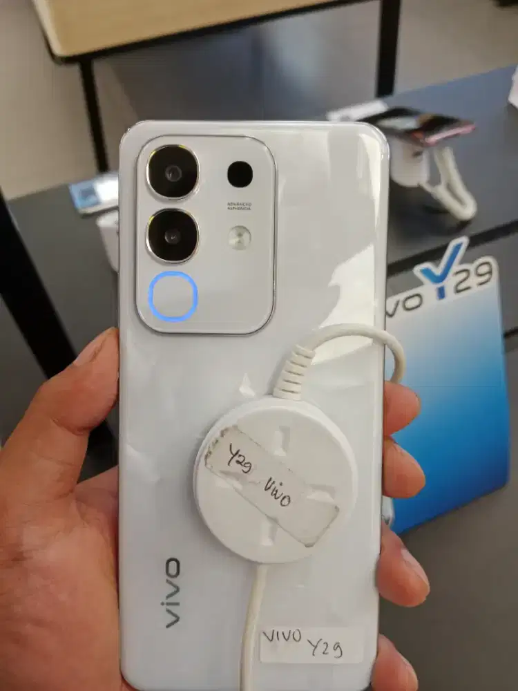KREDIT HP VIVO Y29 BATERAI 6500mAh TAHAN SAMPAI 3 HARI TANPA DP