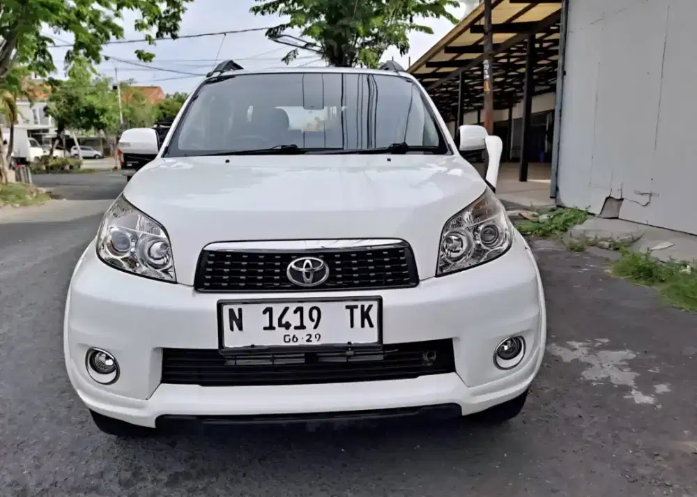 TOYOTA RUSH 1.5 G Manual 2014