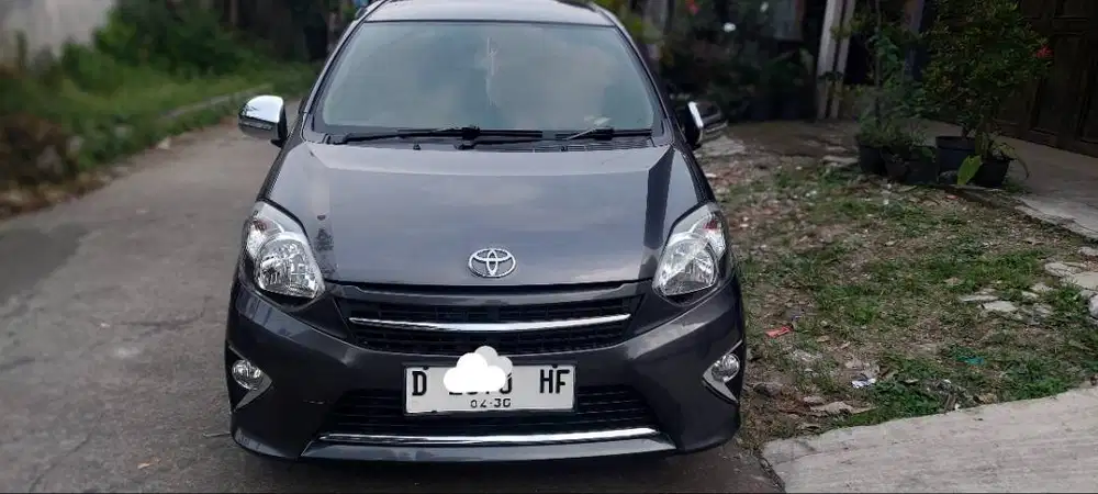TOYOTA AGYA 1.0 G AT Super Antik