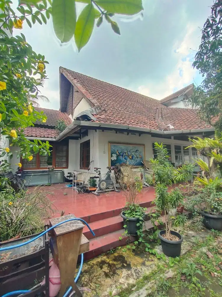 Dijual Rumah di Sayap Riau Bandung Konsep Vintage