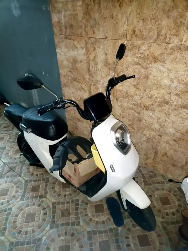 Dijual BU Sepeda Listrik U-Winfly M60 No Nego