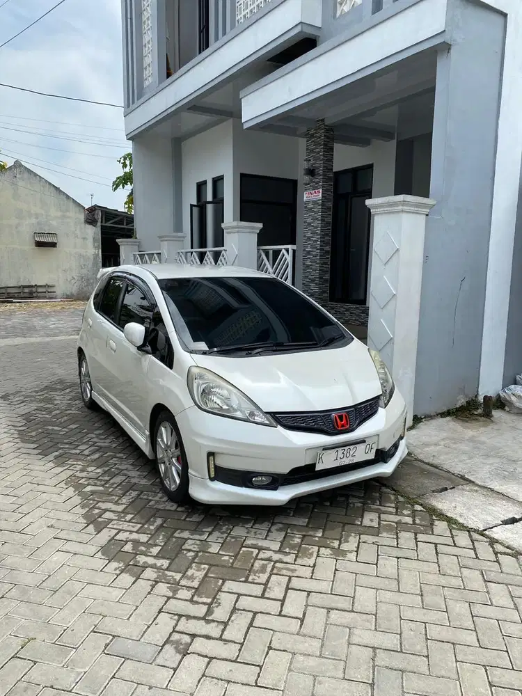Honda Jazz 2011 Bensin