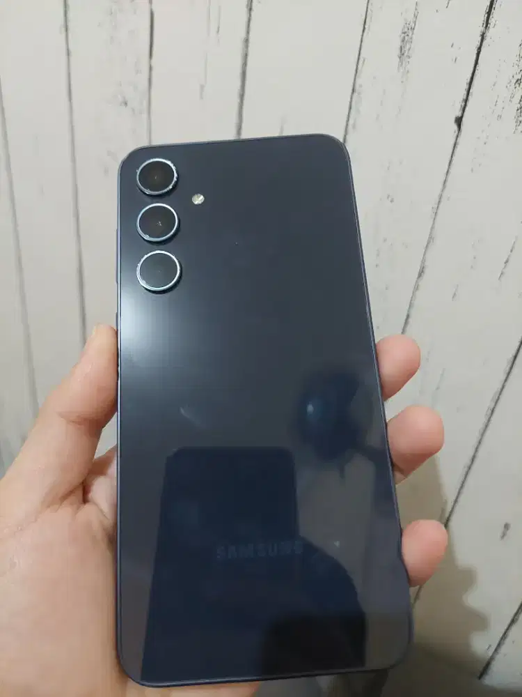 Samsung a35 5G second