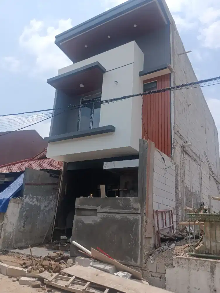 Rumah 2 lantai minimalis semi furnished