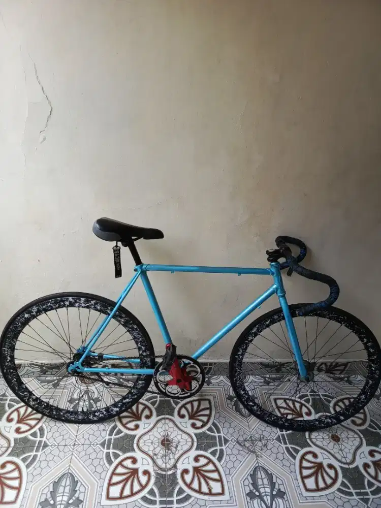 Dijual sepeda fixie siap pakai