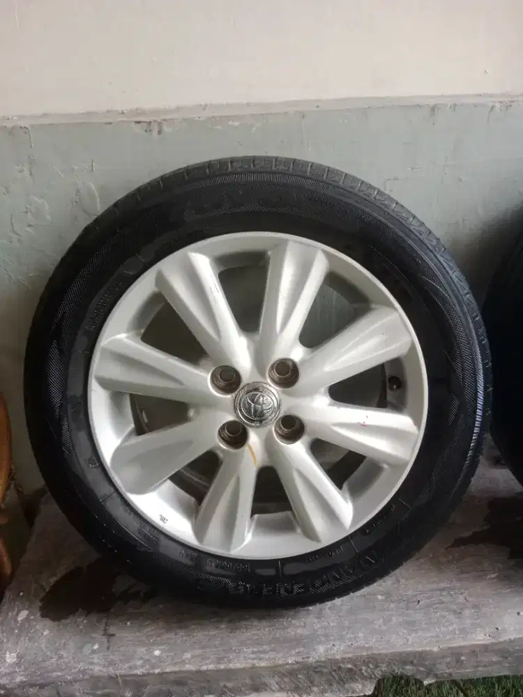 Velg dan Ban Ring 15 Original Yaris 1pcs