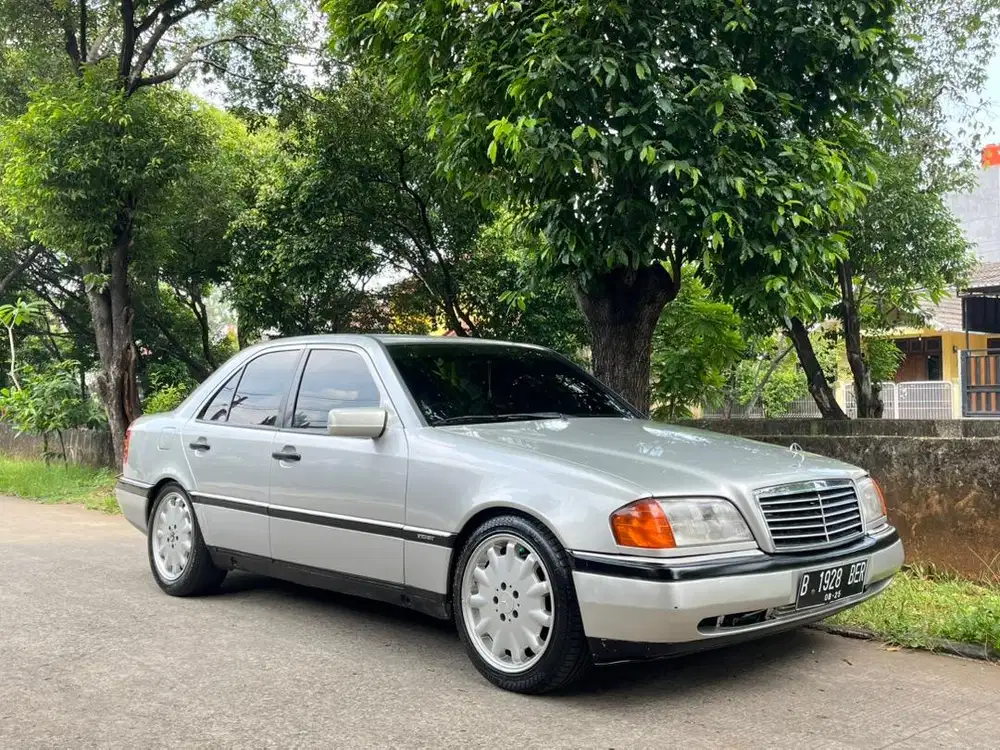 JUAL BU Mercedes-Benz W202 C180 Espirit 1995 AT