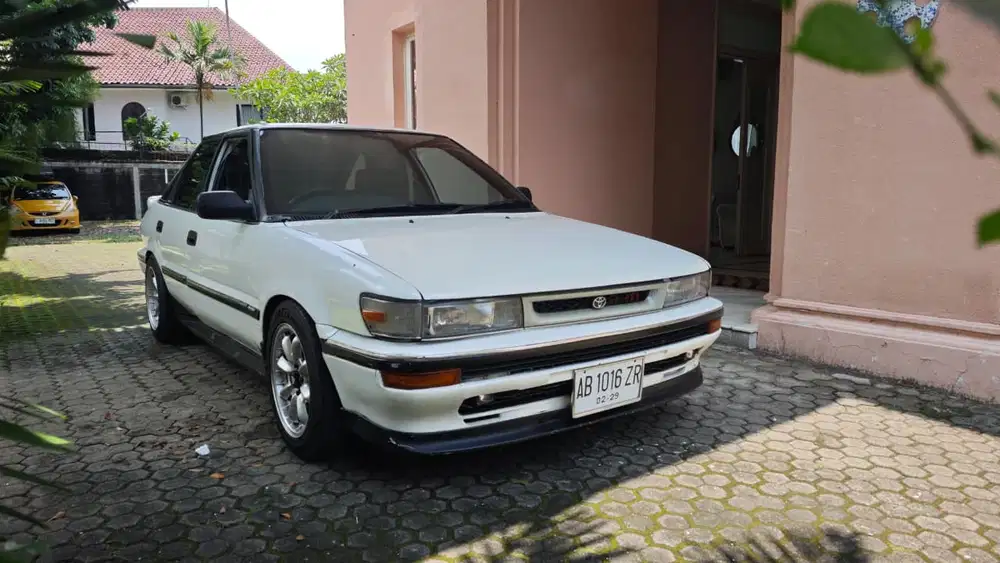 Toyota Corolla 1987 Bensin