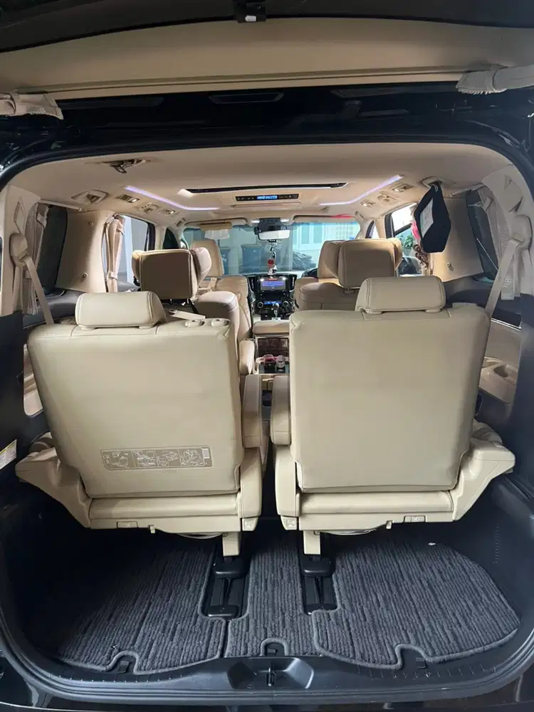 Toyota Alphard 2021 Bensin