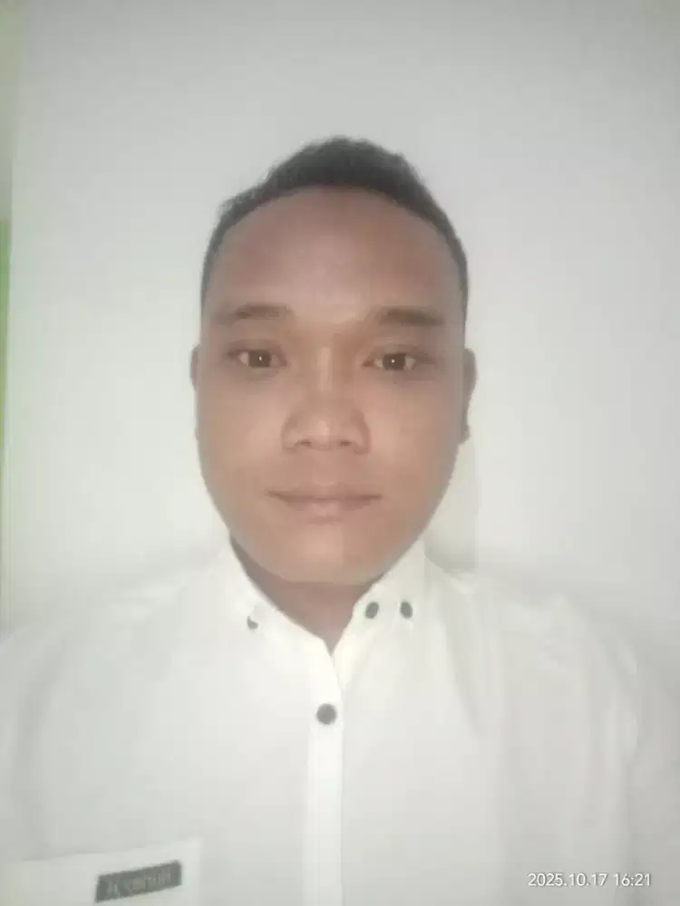 Mencari pekerjaan driver apapun...