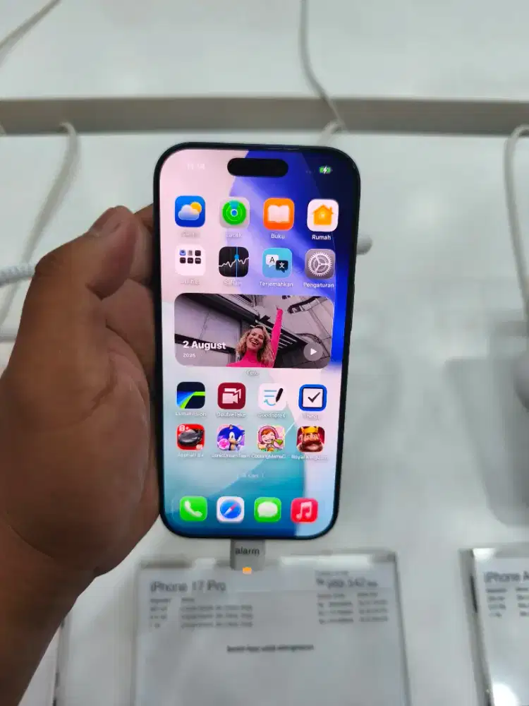 KREDIT HP IPHONE 17 PRO SEGAMPANG ITU HANYA DI HOME KREDIT BUNGA 0%