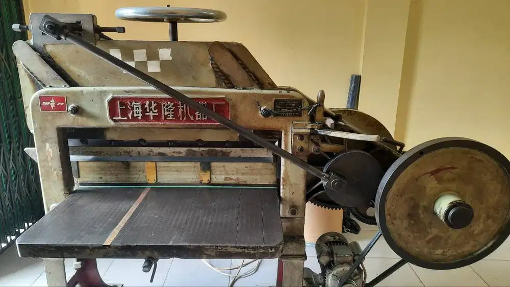 DIJUAL MESIN POTONG DQ 201