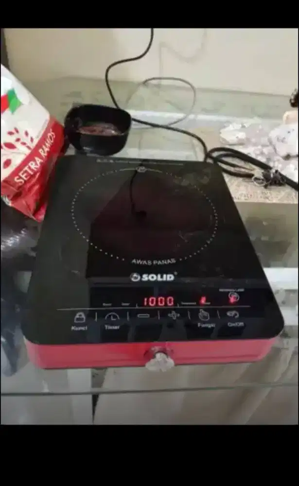 Kompor listrik Solid