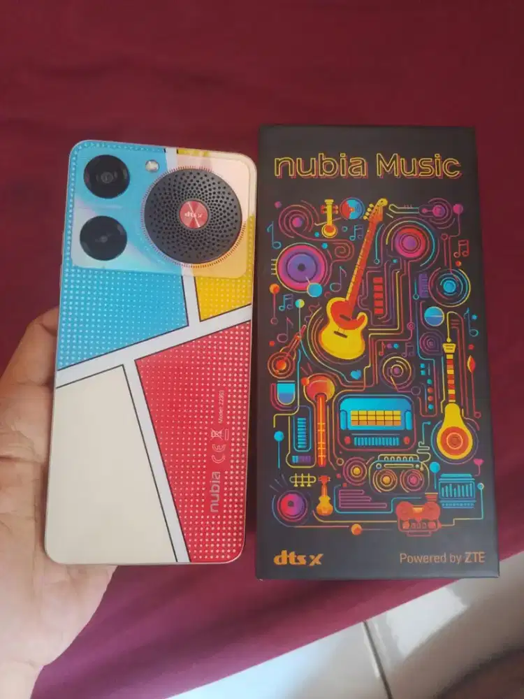 Jual cepat Nubia music 8/128gb like new 4 hari pakai fullset
