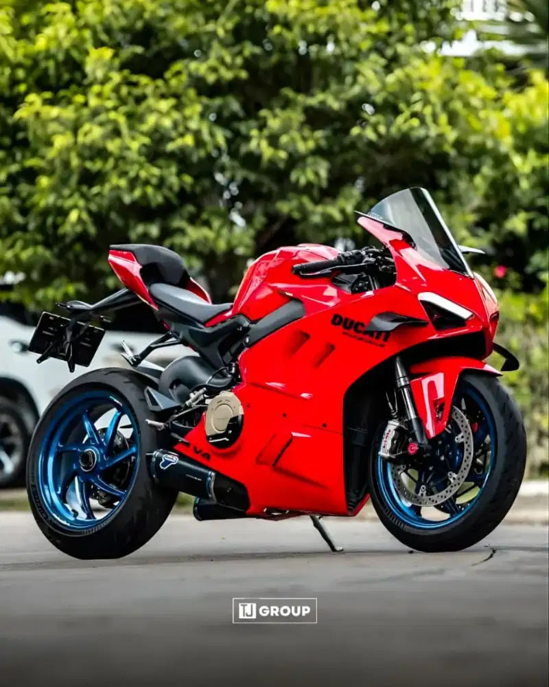FOR SALE!! DUCATI PANIGALE V4 BASE 2022