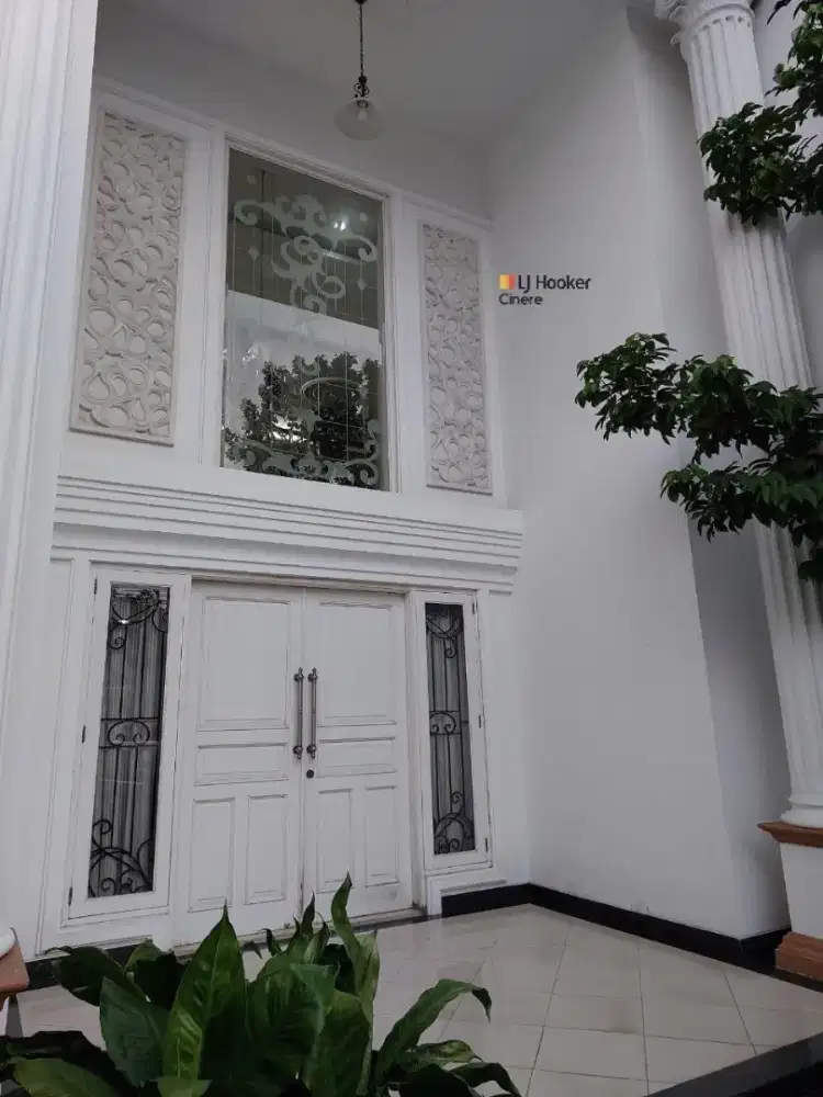 Dijual Rumah Putih 2 lantai Classic Modern