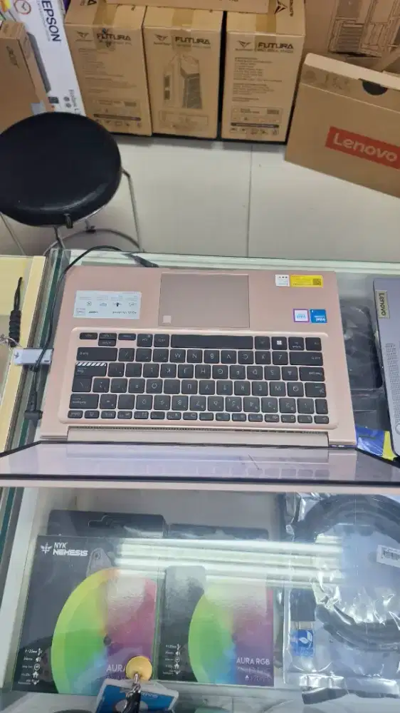 CASH / KREDIT LAPTOP