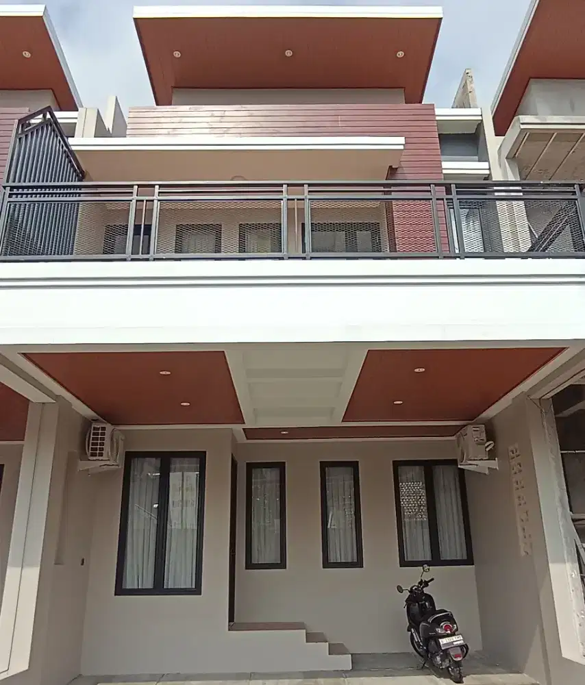 Dikontrakkan Rumah Baru Siap Huni