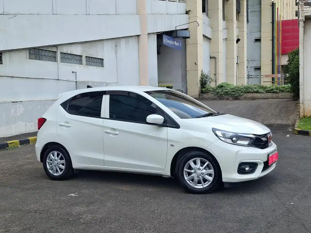 [Low Odo] Honda Brio Satya 1.2 E AT 2022