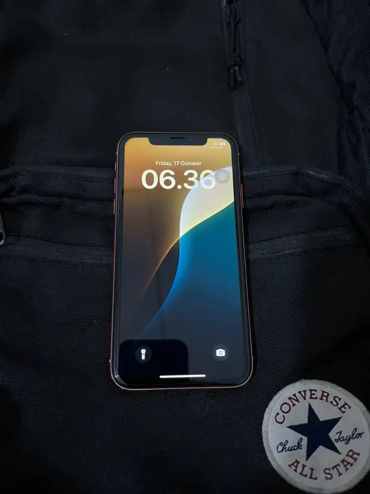 Iphone XR 64gb pemakaian pribadi