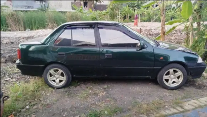 Suzuki Esteem 1993 Bensin