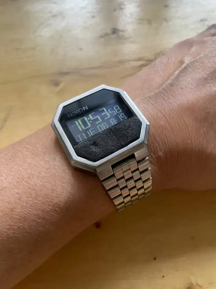 Jam tangan Nixon Re run
