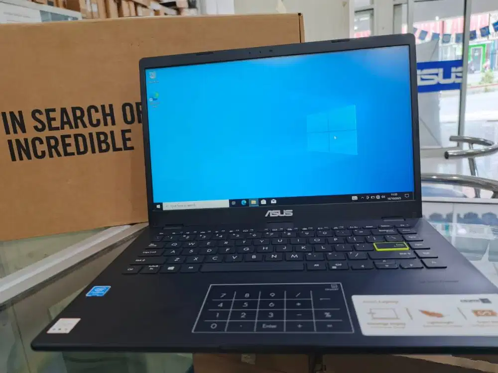 ASUS CELERON N4020 RAM 4GB SSD 512 GB WIN 11 GARANSI