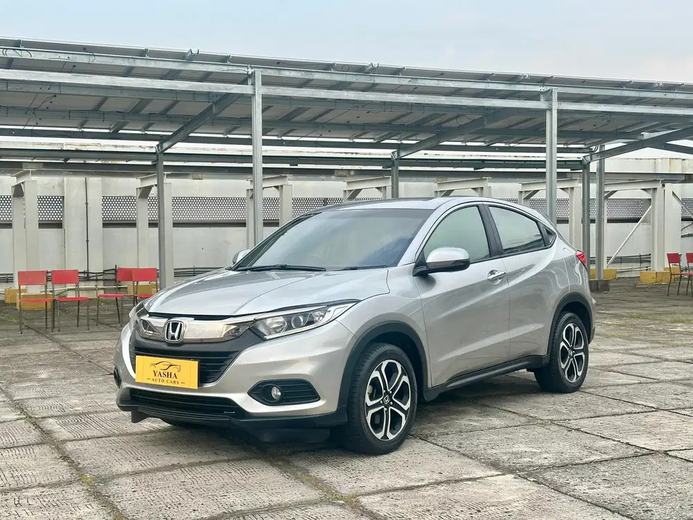HONDA HR-V 1.5 E CVT 2021 AT
 (JUAL CEPAT)