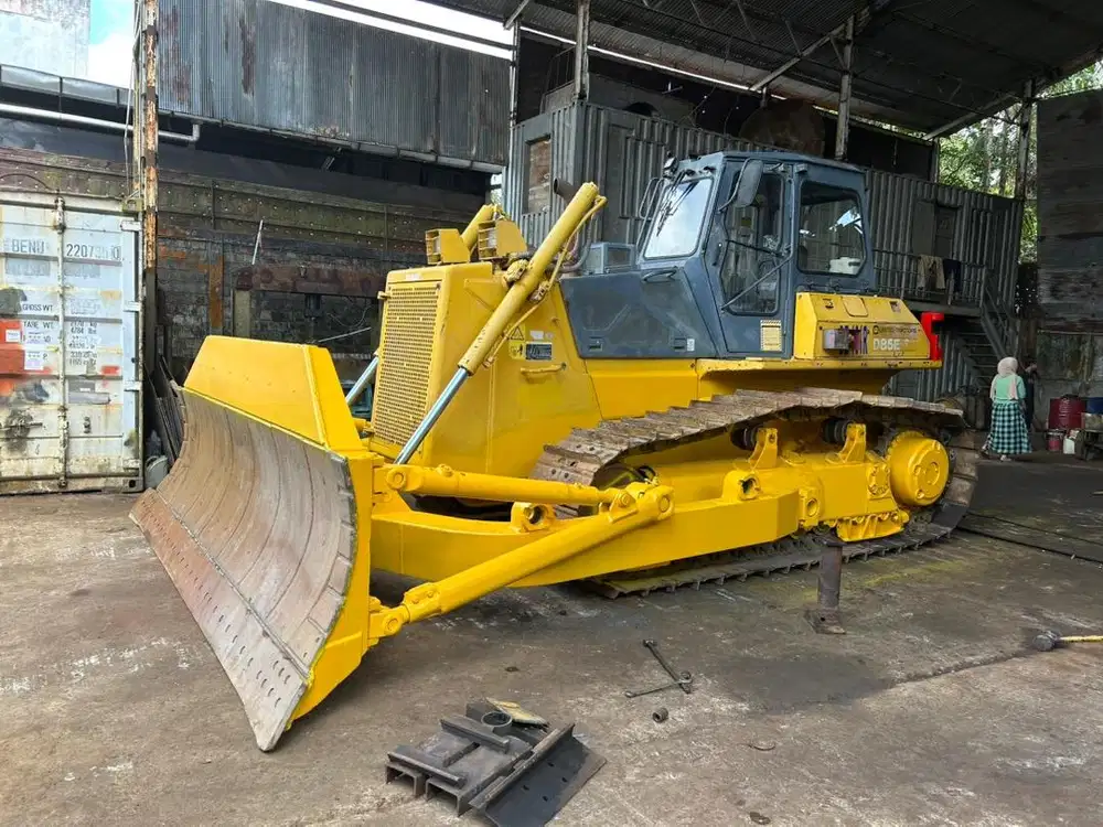 Buldozer D85ESS-2 tahun 2022 cabin AC