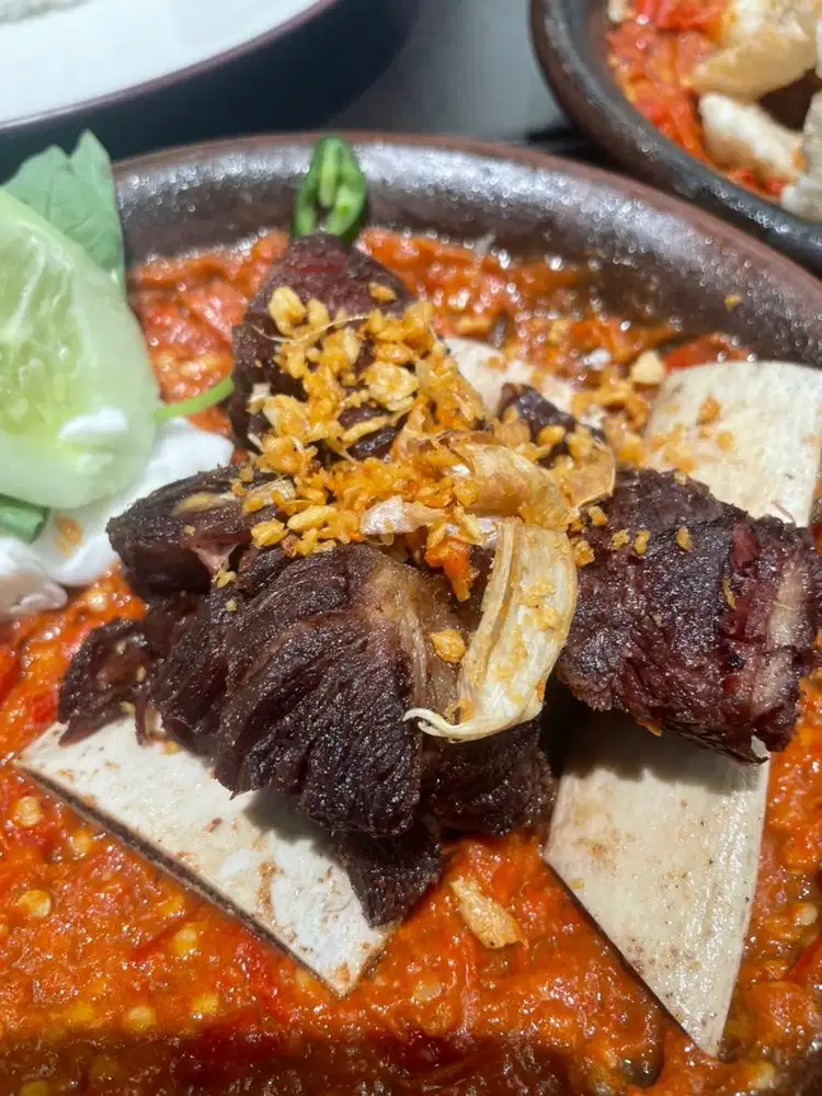LOWONGAN KERJA CAFE