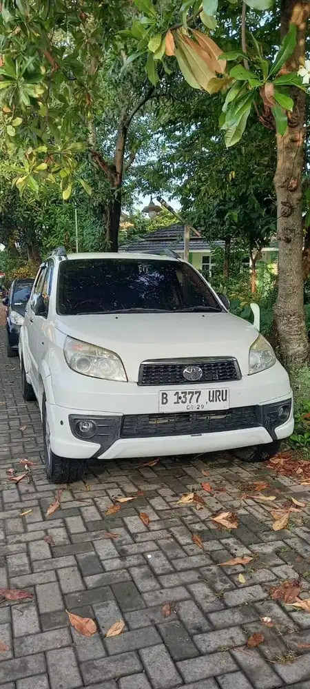 Toyota Rush g trd tahun 2014