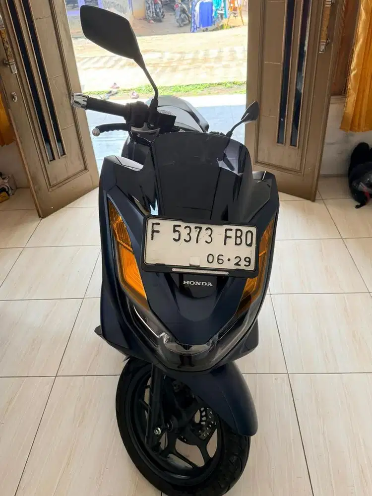 Honda pcx 160 km rendah