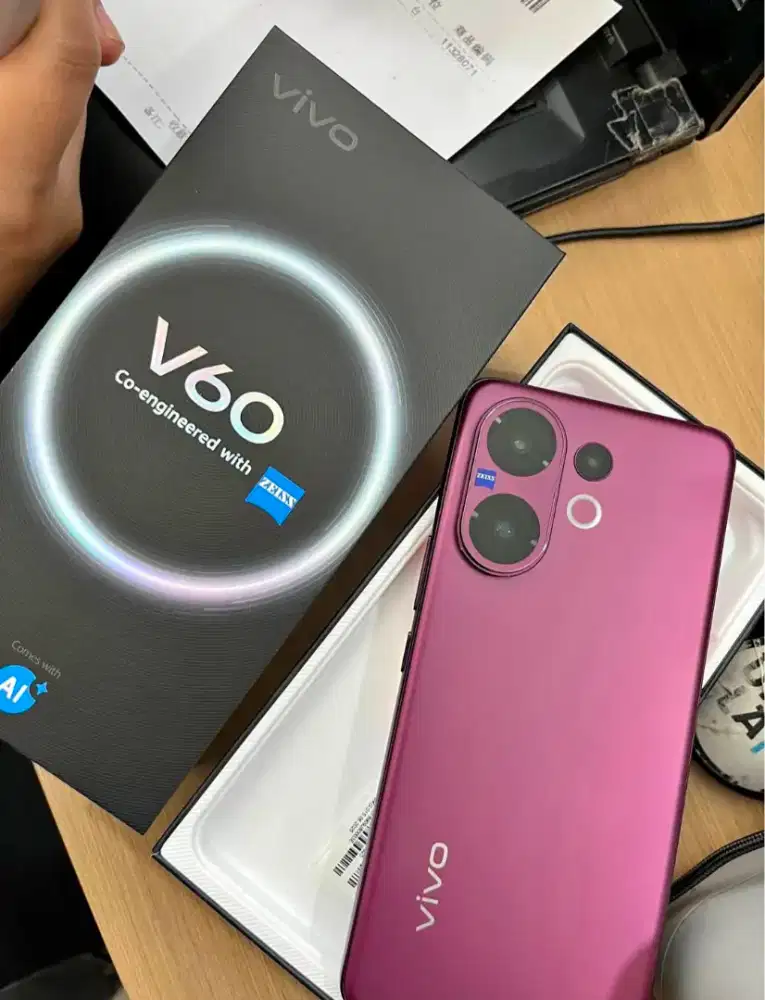Vivo V60 5G,, cicilan 0% syarat KTP aja.. Bisa DP 0%