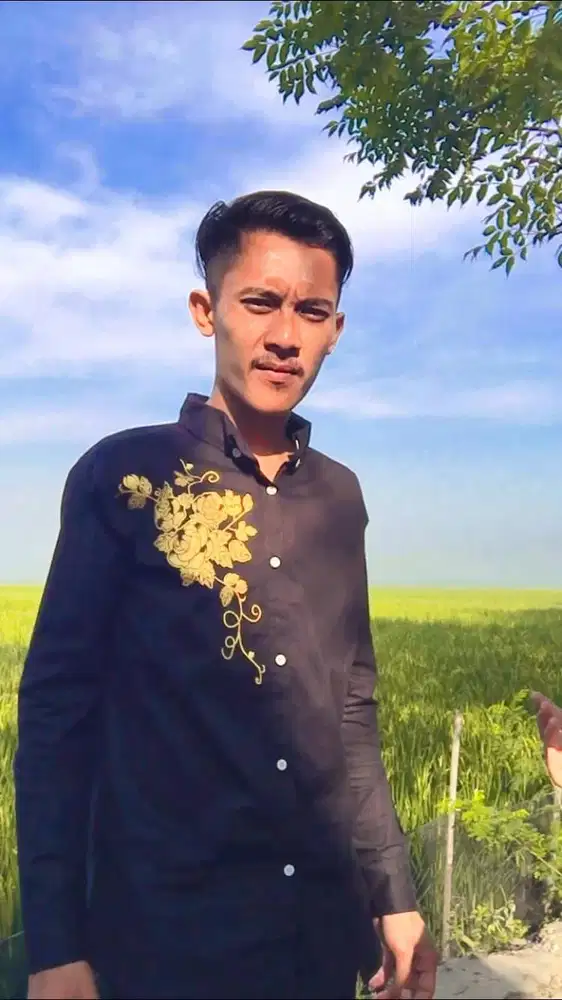 mencari pekerjaan apa saja