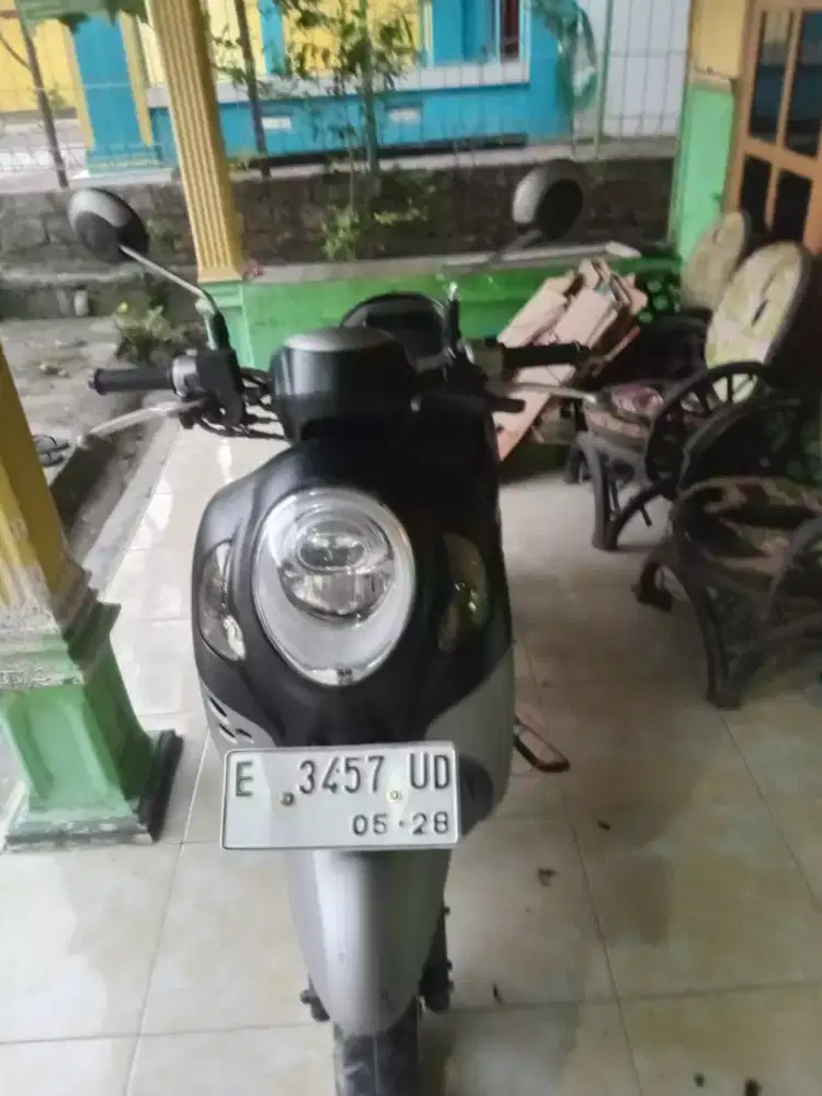 Scoopy Stylist '2023 CBS , ISS. Murah 16jt